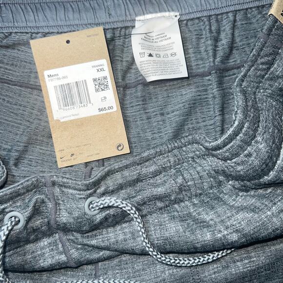 Nike Dri Fit Yoga Training mens grey shorts size XXL NWT - Picture 3 of 5